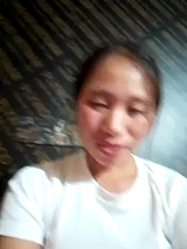 Snapshot of ruby-00 chatting on October 24, 2025, 4:39 pm ruby-00 online show from October 24, 2025, 4:39 pm