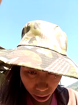 Snapshot of ruby-00 chatting on November 26, 2025, 1:27 am ruby-00 online show from November 26, 2025, 1:27 am