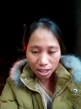 Snapshot of ruby-00 chatting on November 18, 2025, 12:37 am ruby-00 online show from November 18, 2025, 12:37 am