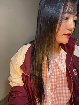 Be xinh online show from November 18, 2025, 3:48 pm