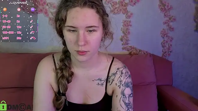 Snapshot of Elsie_Cutties chatting on December 2, 2025, 9:00 am Elsie Cutties online show from December 2, 2025, 9:00 am