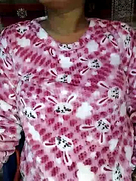 Snapshot of -Anushka01 chatting on November 16, 2025, 2:22 pm -Anushka01 online show from November 16, 2025, 2:22 pm