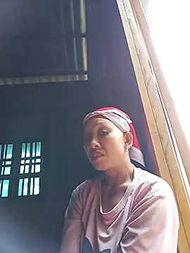 vtmbae online show from October 4, 2025, 1:40 am