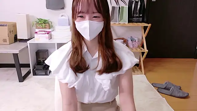 Snapshot of saku_sakura_ chatting on September 25, 2025, 2:12 pm saku sakura online show from September 25, 2025, 2:12 pm