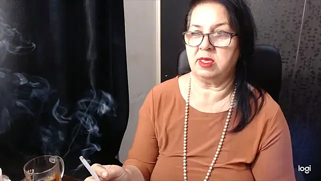 MissSanjanne online show from November 17, 2025, 2:04 am