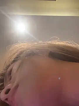 Snapshot of miumiu-66 chatting on November 6, 2025, 3:27 pm miumiu-66 online show from November 6, 2025, 3:27 pm