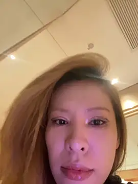 Snapshot of miumiu-66 chatting on October 19, 2025, 1:25 pm miumiu-66 online show from October 19, 2025, 1:25 pm