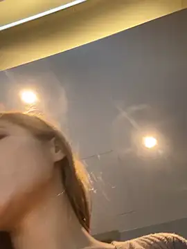 Snapshot of miumiu-66 chatting on October 15, 2025, 3:42 pm miumiu-66 online show from October 15, 2025, 3:42 pm