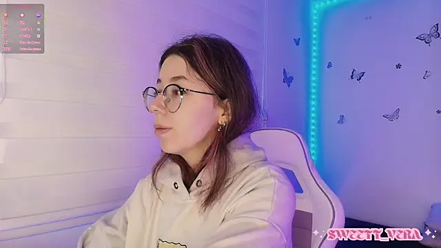 Snapshot of sweettvera chatting on November 17, 2025, 11:14 am sweettvera online show from November 17, 2025, 11:14 am