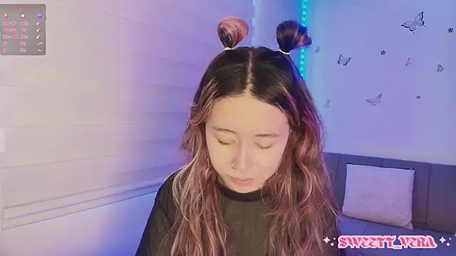 Snapshot of sweettvera chatting on November 23, 2025, 1:10 pm sweettvera online show from November 23, 2025, 1:10 pm