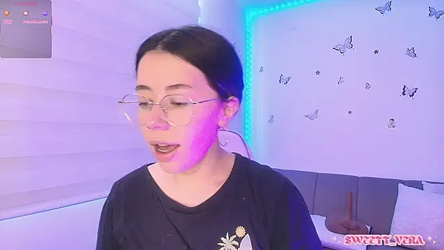 Snapshot of sweettvera chatting on April 30, 2026, 12:45 pm sweettvera online show from April 30, 2026, 12:45 pm