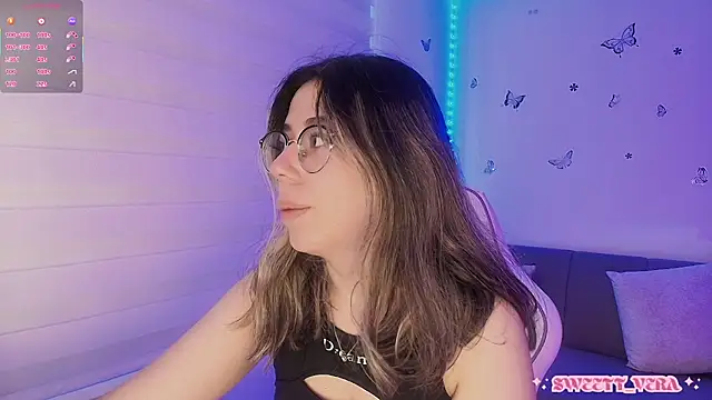 sweettvera online show from February 1, 2026, 1:42 pm