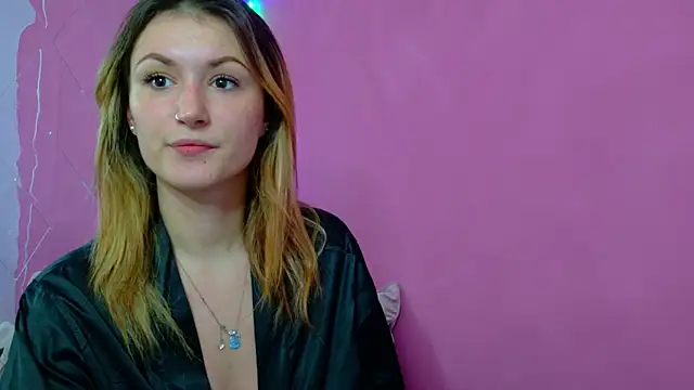 Anaayss  online show from November 7, 2025, 6:07 am