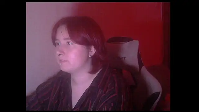 Snapshot of cranberryAlissa chatting on October 4, 2025, 6:09 pm cranberryAlissa online show from October 4, 2025, 6:09 pm