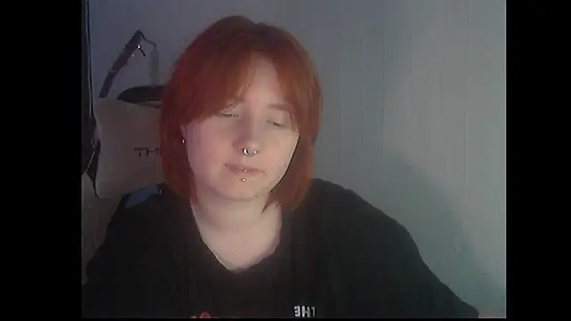 Snapshot of cranberryAlissa chatting on October 12, 2025, 4:30 pm cranberryAlissa online show from October 12, 2025, 4:30 pm