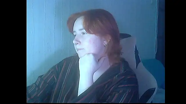 Snapshot of cranberryAlissa chatting on October 5, 2025, 4:42 pm cranberryAlissa online show from October 5, 2025, 4:42 pm