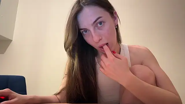 Prettyyy Angel online show from April 13, 2026, 6:56 pm