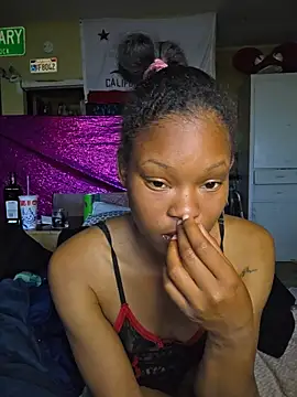 tokyobelle online show from April 4, 2026, 1:34 am