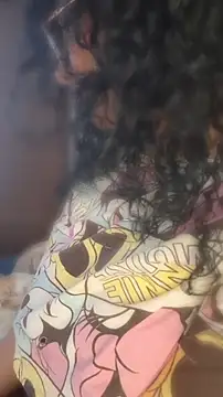 LondonHilton online show from February 24, 2026, 3:24 pm