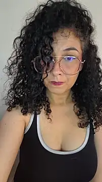 LondonHilton online show from February 17, 2026, 3:20 pm