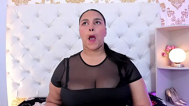 Snapshot of afrodita-Stone chatting on December 19, 2025, 3:32 am afrodita-Stone online show from December 19, 2025, 3:32 am