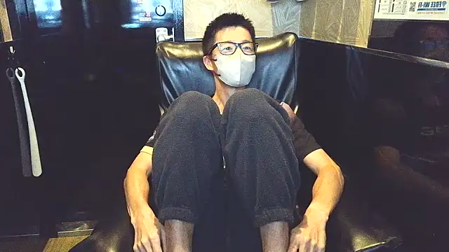 Take1668 online show from November 15, 2025, 9:19 pm