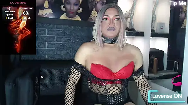 Sophia hott01 online show from February 10, 2026, 12:15 pm