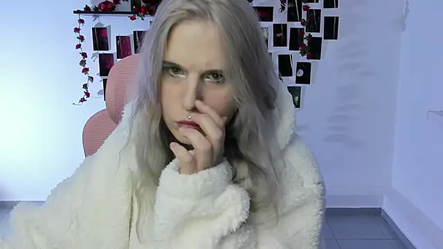 Snapshot of IngannaMorte chatting on September 27, 2025, 4:13 pm IngannaMorte online show from September 27, 2025, 4:13 pm