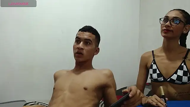 Kali Mateo online show from November 13, 2025, 4:05 am