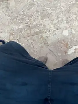 Snapshot of slaveboi9876 chatting on December 17, 2025, 5:18 pm slaveboi9876 online show from December 17, 2025, 5:18 pm