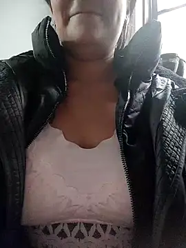 Michell Monet online show from February 28, 2026, 12:21 am