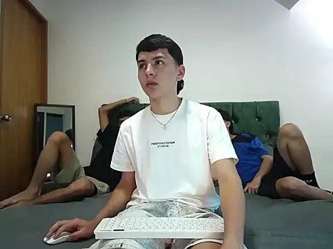 BABY SANDER online show from September 23, 2025, 1:34 am