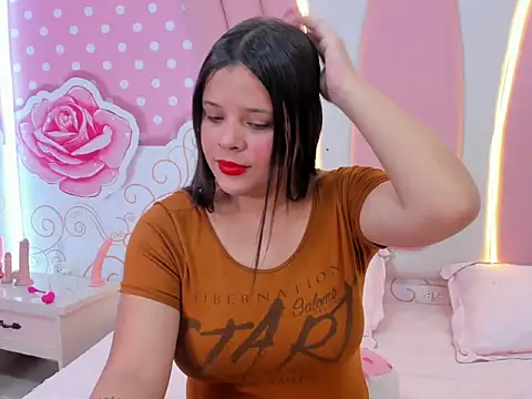 Snapshot of SofiaaBigBoobs chatting on December 2, 2025, 12:40 pm SofiaaBigBoobs online show from December 2, 2025, 12:40 pm