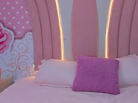 Snapshot of SofiaaBigBoobs chatting on November 22, 2025, 12:04 pm SofiaaBigBoobs online show from November 22, 2025, 12:04 pm