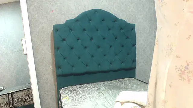 Vic Taylor online show from November 21, 2025, 11:31 am