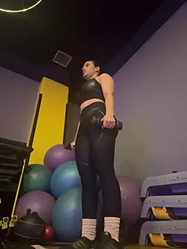 Anavalle online show from February 14, 2026, 6:30 pm