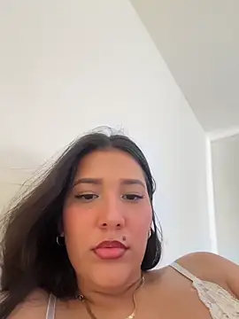 IsabellaJoness  online show from March 7, 2026, 8:47 pm