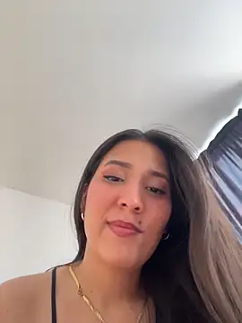 IsabellaJoness  online show from March 4, 2026, 8:05 pm