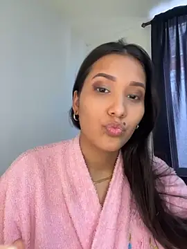 Snapshot of IsabellaJoness_ chatting on February 20, 2026, 8:11 pm IsabellaJoness online show from February 20, 2026, 8:11 pm