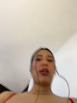 IsabellaJoness  online show from March 5, 2026, 6:15 pm