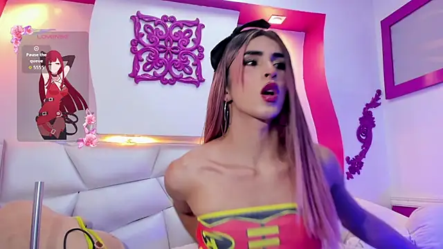 isa  fox online show from October 23, 2025, 12:42 am