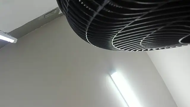 Snapshot of emperatris_23 chatting on November 28, 2025, 11:32 am emperatris 23 online show from November 28, 2025, 11:32 am