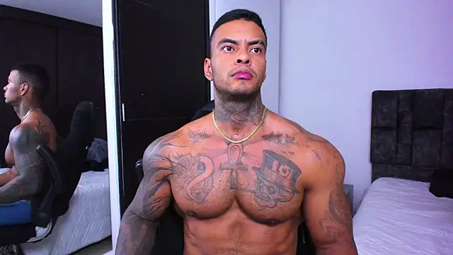 Snapshot of binmontana_ chatting on September 26, 2025, 11:22 pm binmontana  online show from September 26, 2025, 11:22 pm