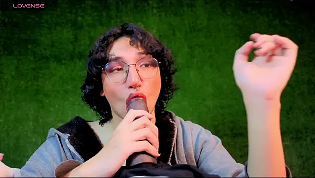 Snapshot of -BlueOpal- chatting on November 13, 2025, 8:02 pm -BlueOpal- online show from November 13, 2025, 8:02 pm