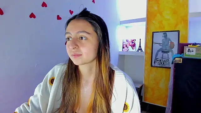 lala clark online show from February 26, 2026, 8:31 pm