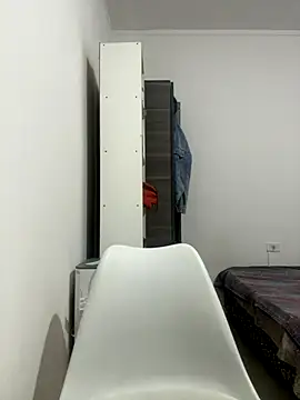 KarenG2025 online show from October 24, 2025, 2:32 am