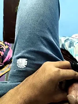 123Imranshaik123 online show from April 13, 2026, 6:17 am