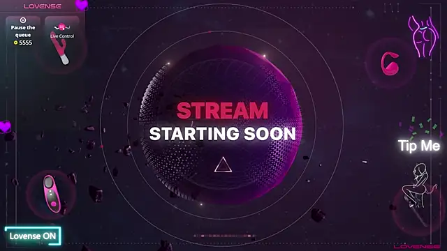 Snapshot of luluubloomm chatting on November 12, 2025, 10:02 pm luluubloomm online show from November 12, 2025, 10:02 pm