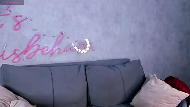 Berta Kelly online show from October 8, 2025, 1:18 am