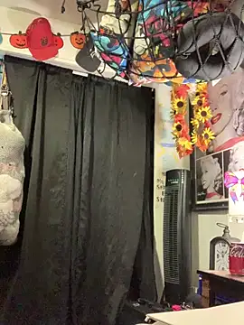 blondebarbiebae online show from March 3, 2026, 12:17 am